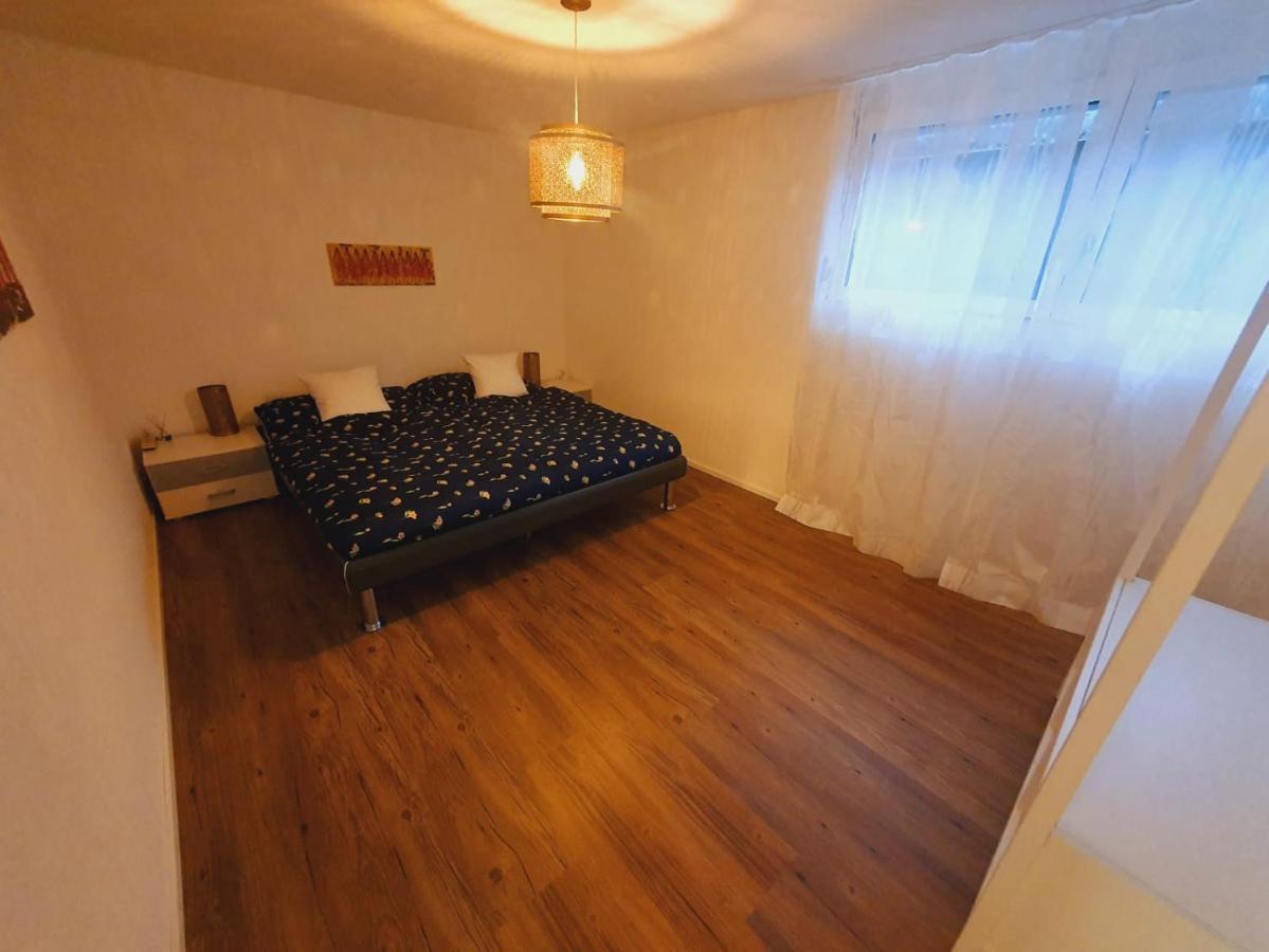 Neue Wohnung An Stadtrand Mit Parkplatz Ebikon Esterno foto